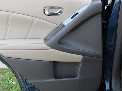Used 2014 Nissan Murano SL AWD/4WD image 37