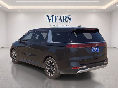Used 2024 Kia Carnival EX