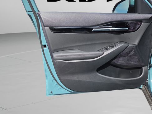 New 2026 Kia Seltos EX FWD image 22