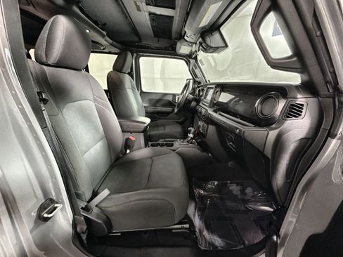 Used 2021 Jeep Wrangler Unlimited Sport image 25