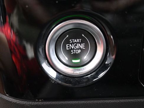 Used 2024 GMC Sierra 1500 SLE RWD image 25