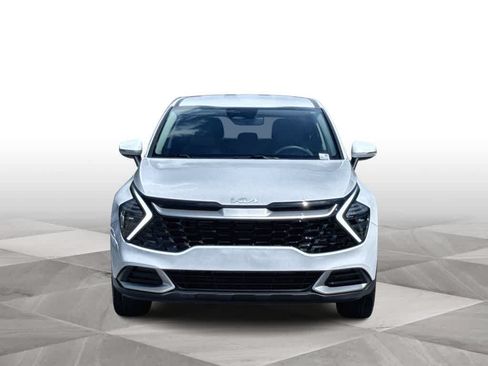 Certified 2025 Kia Sportage EX FWD image 3