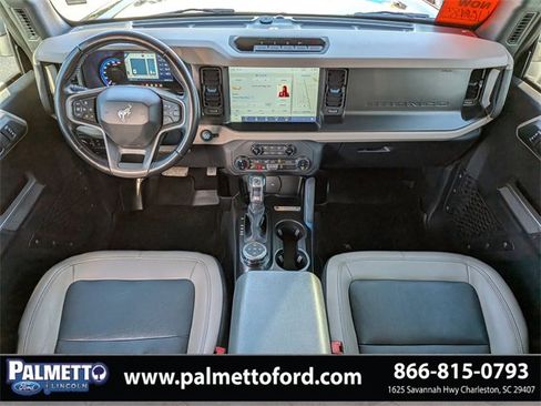 Used 2022 Ford Bronco Wildtrak image 14