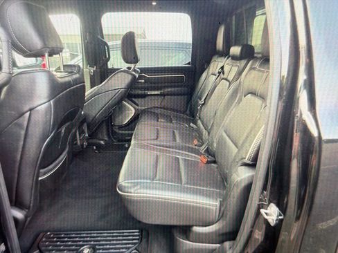 Used 2019 RAM 1500 Limited AWD/4WD image 8