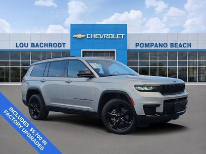 Used 2023 Jeep Grand Cherokee L Laredo