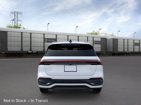 New 2026 Lincoln Nautilus Reserve AWD/4WD image 5