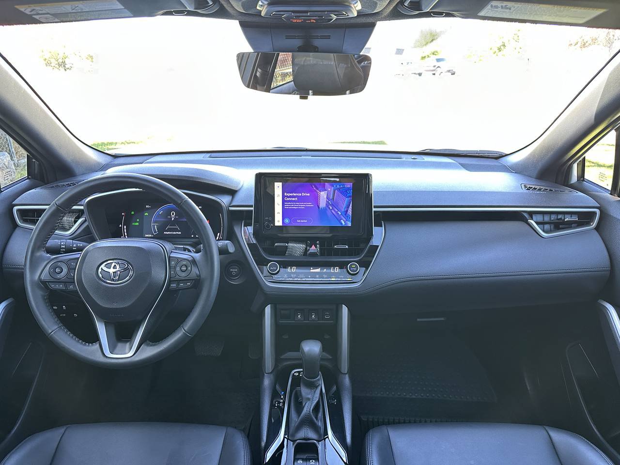 Used 2024 Toyota Corolla Cross AWD Hybrid w/ Convenience Package image 24