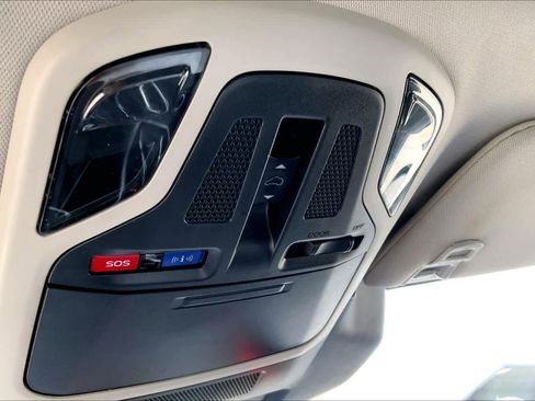 Used 2023 Subaru Outback Limited image 33