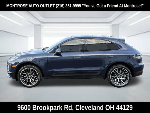 Used 2020 Porsche Macan AWD/4WD image 2