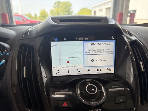 Used 2016 Ford Escape Titanium FWD image 33