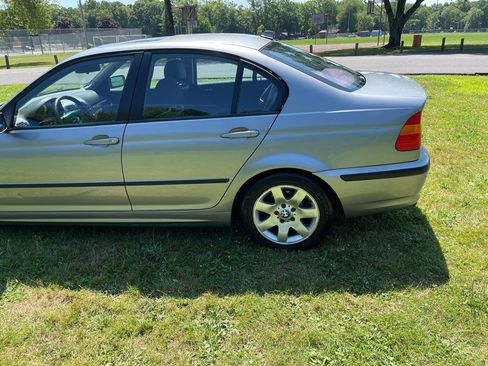Used 2005 BMW 325xi Sedan AWD/4WD image 39