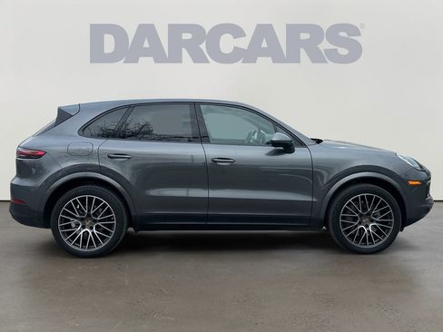 Used 2020 Porsche Cayenne S image 8