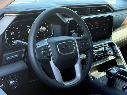 New 2026 GMC Sierra 1500 Denali w/ Denali Reserve Package AWD/4WD image 15