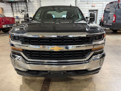 Used 2018 Chevrolet Silverado 1500 LT w/ All Star Edition AWD/4WD image 33