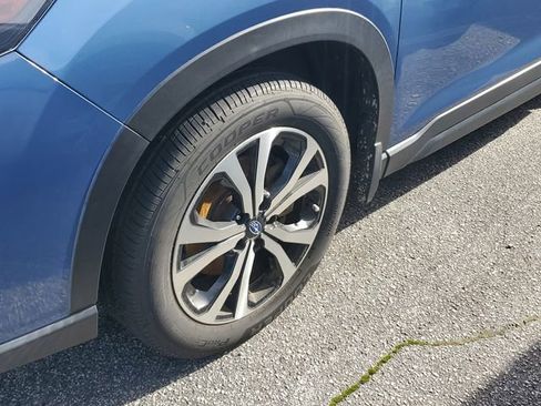 Used 2022 Subaru Forester Limited w/ Popular Package #3 image 6