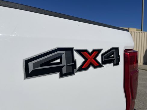 Used 2021 Ford F250 Lariat w/ Lariat Value Package image 12