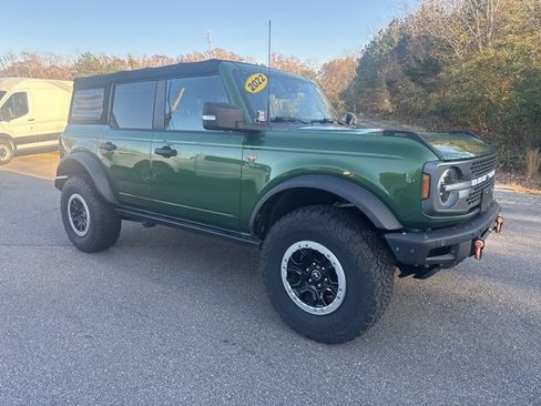 Certified 2022 Ford Bronco Badlands image 32