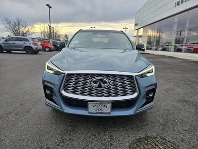 New 2025 INFINITI QX55 Essential
