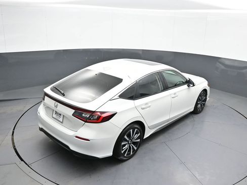 Certified 2024 Honda Civic EX-L image 37