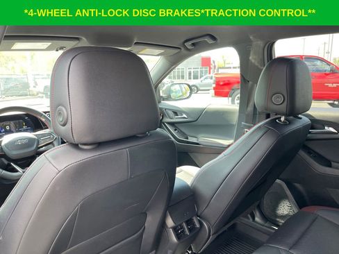 Used 2026 Chevrolet Equinox RS FWD image 13