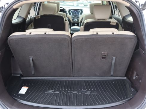 Used 2019 Hyundai Santa Fe XL FWD image 35