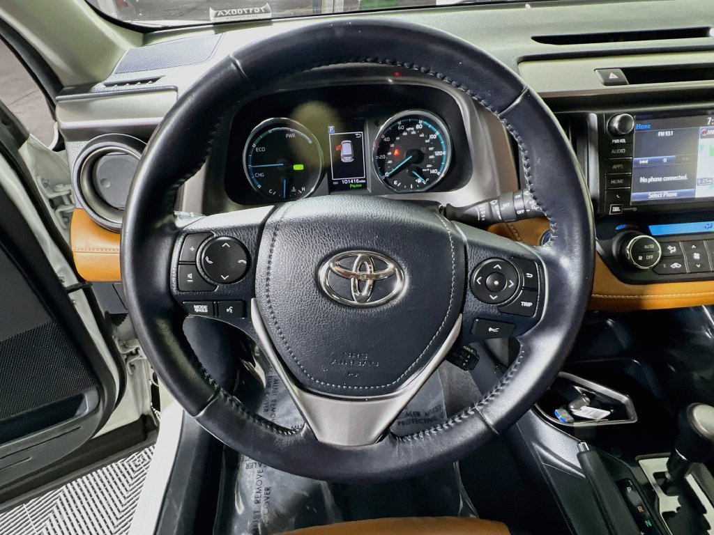 Used 2016 Toyota RAV4 Limited AWD/4WD image 10