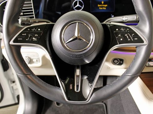 Certified 2024 Mercedes-Benz GLS 450 4MATIC image 18