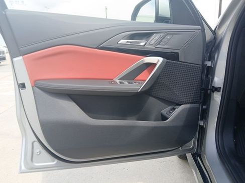 New 2025 BMW X1 xDrive28i w/ Technology Package image 17