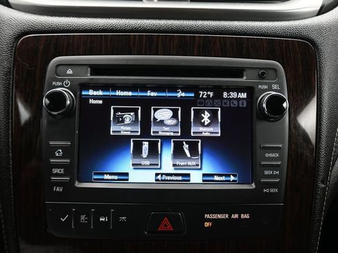 Used 2017 Chevrolet Traverse LT w/ Style and Technology Package AWD/4WD image 17