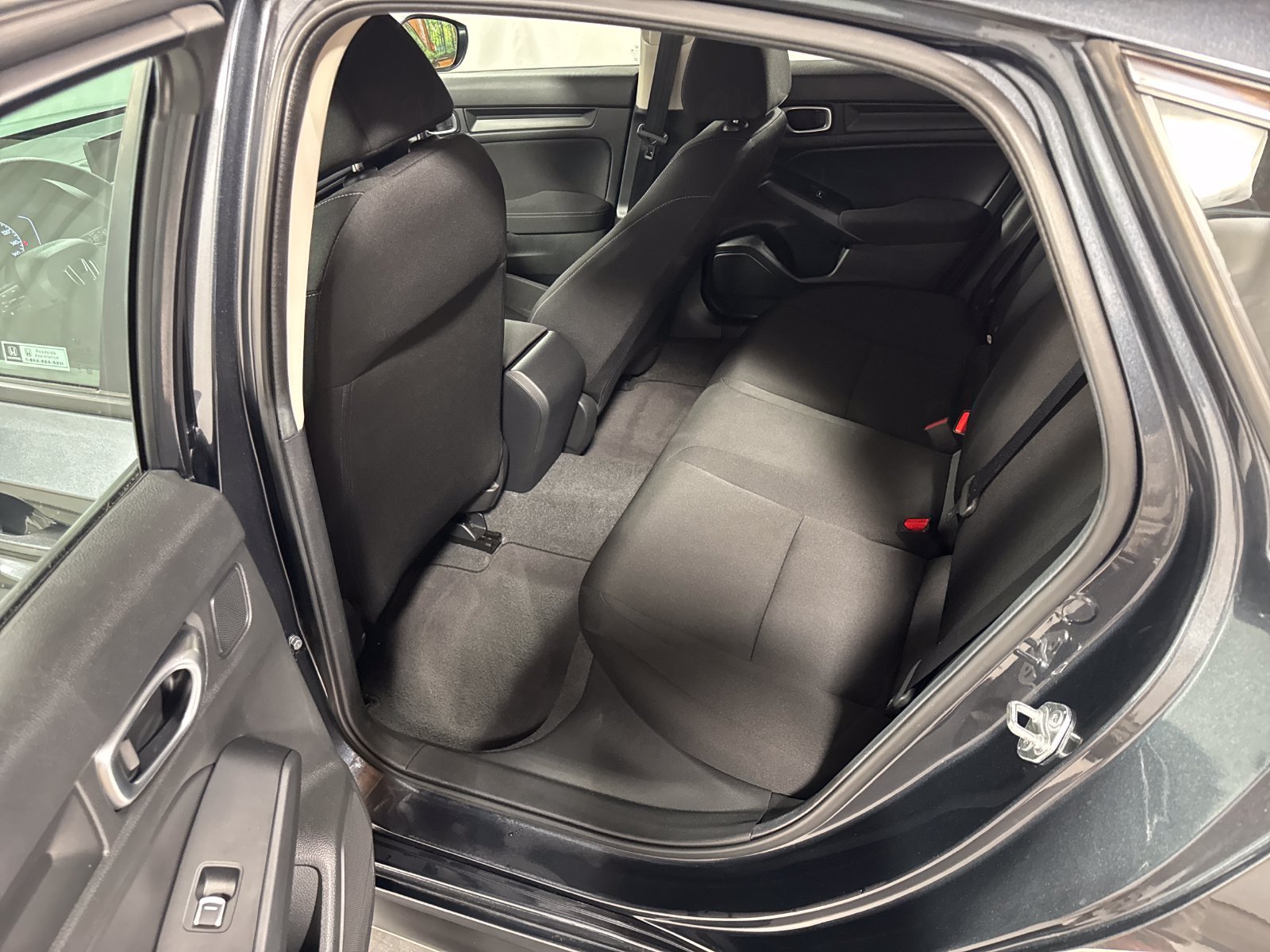 Used 2024 Honda Civic LX image 5