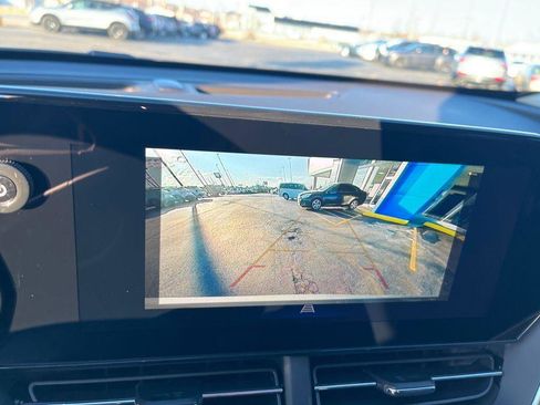 New 2026 Chevrolet Trax LT w/ LT Convenience Package image 14