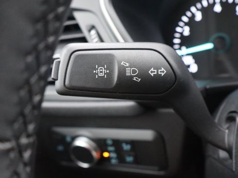 Used 2022 Ford Escape SE w/ Convenience Package image 16