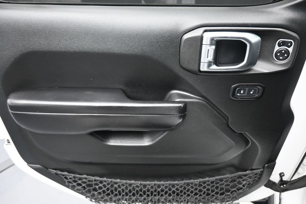 Used 2020 Jeep Wrangler Unlimited Rubicon AWD/4WD image 10