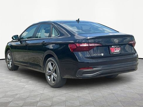 Used 2024 Volkswagen Jetta SE FWD image 11