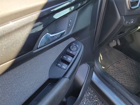 Used 2024 Chevrolet TrailBlazer LT w/ LT Cold Weather Package image 11