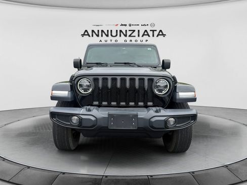 Used 2020 Jeep Wrangler Unlimited Sahara AWD/4WD image 8