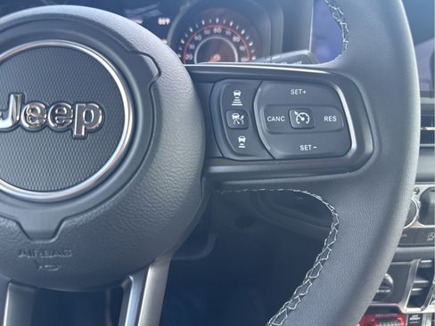 New 2026 Jeep Gladiator Mojave AWD/4WD image 13