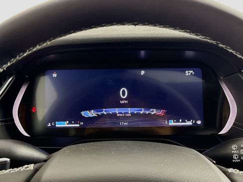 New 2025 Jeep Grand Cherokee Altitude image 33