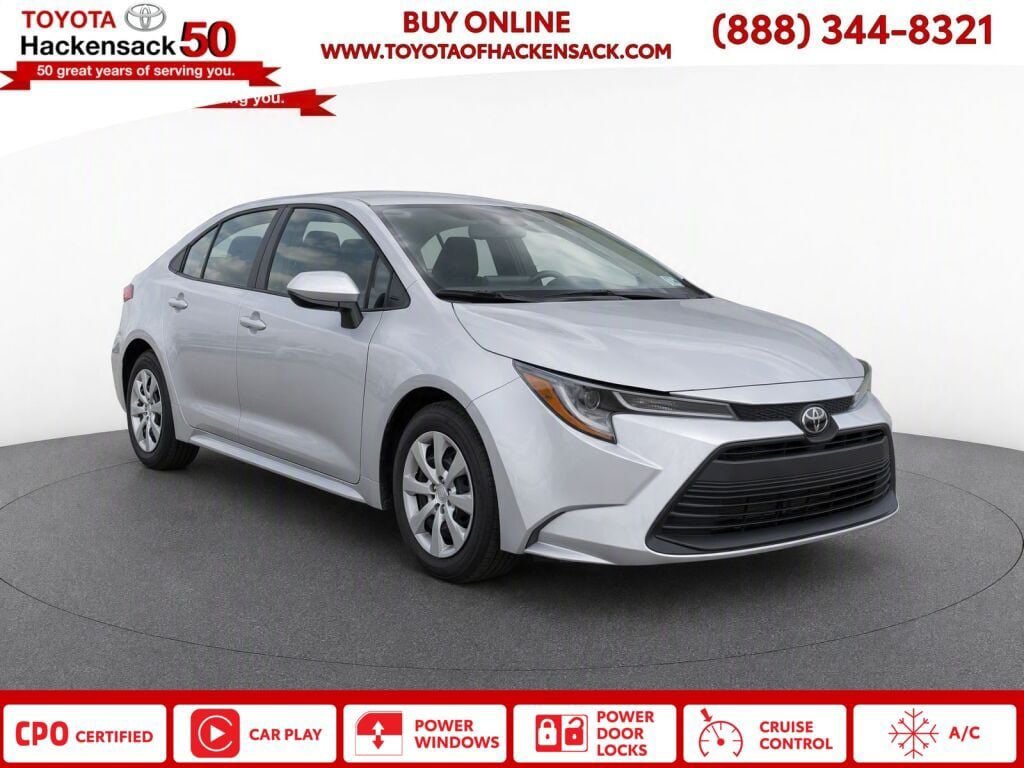 Certified 2025 Toyota Corolla LE FWD image 1
