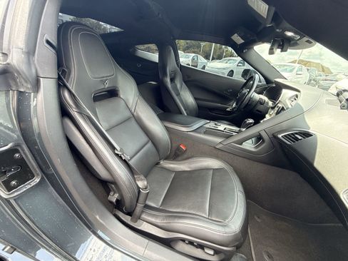 Used 2019 Chevrolet Corvette Z06 RWD image 25