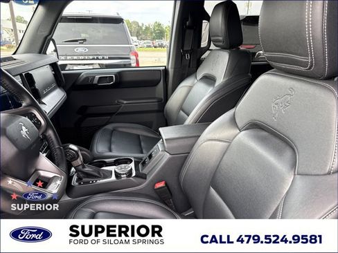 Used 2025 Ford Bronco Badlands AWD/4WD image 6