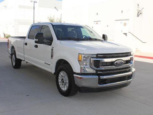 Used 2022 Ford F250 XLT RWD image 4