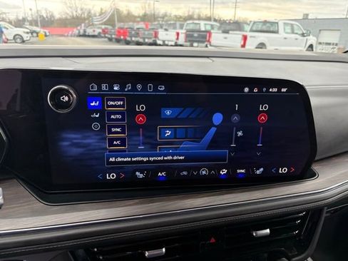 Used 2025 Chevrolet Tahoe LT image 19