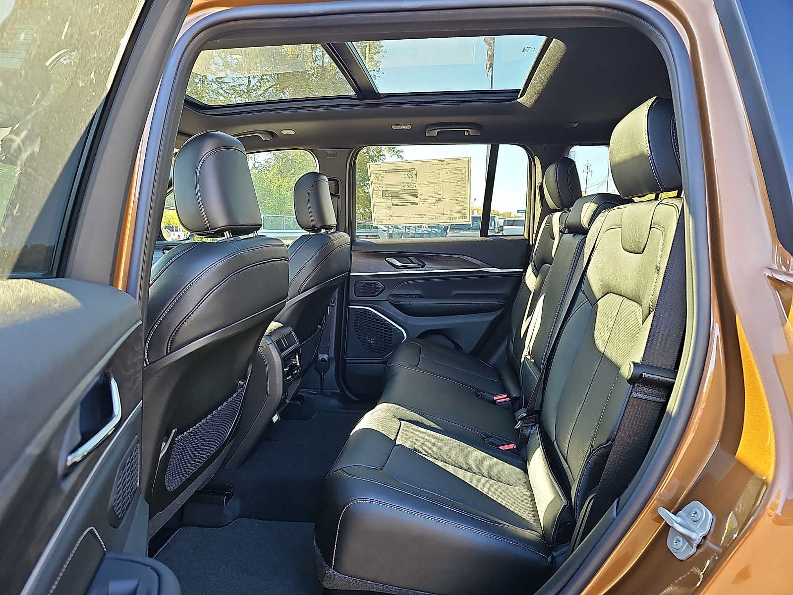 New 2027 Jeep Grand Cherokee Limited AWD/4WD image 6