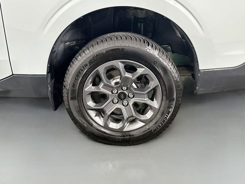 Used 2022 Ford Maverick XLT w/ Equipment Group 300A Standard image 34