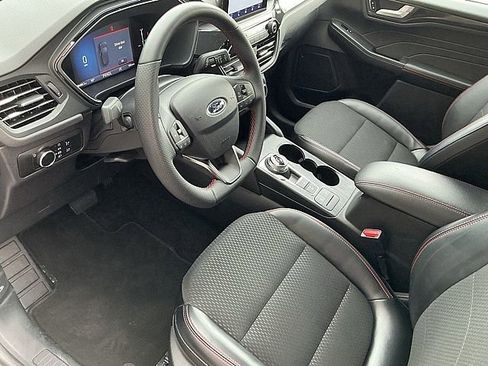 Used 2025 Ford Escape ST-Line image 16