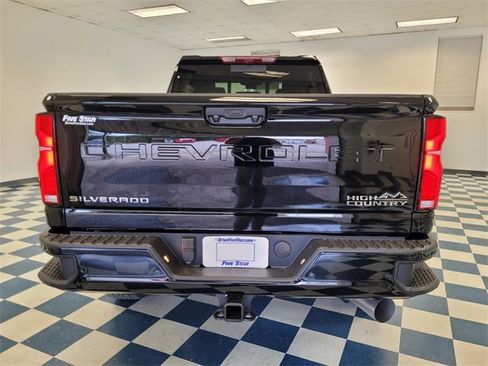 New 2026 Chevrolet Silverado 2500 High Country w/ High Country Premium Package image 6