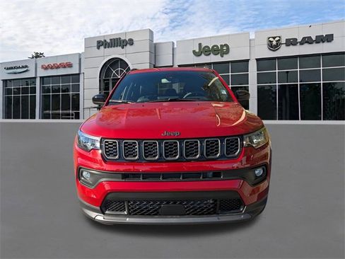 New 2026 Jeep Compass Latitude image 9
