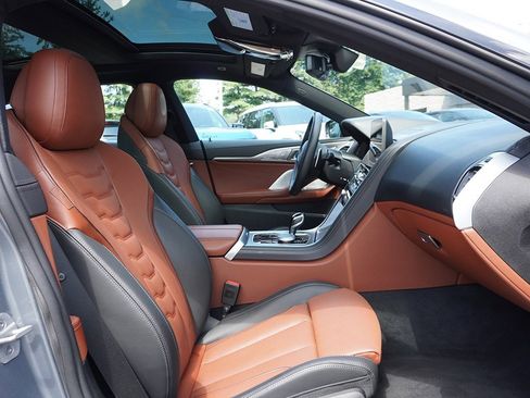 Used 2025 BMW M850i xDrive image 43