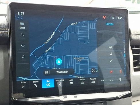 Used 2023 Ford Expedition XLT image 18